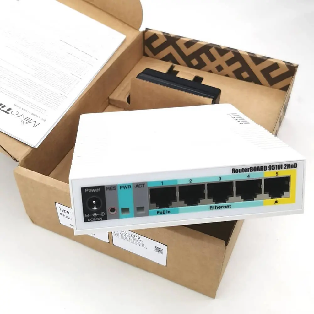Routeur Mikrotik RB951Ui-2HnD 5xPort Lan sans fil Wi-Fi